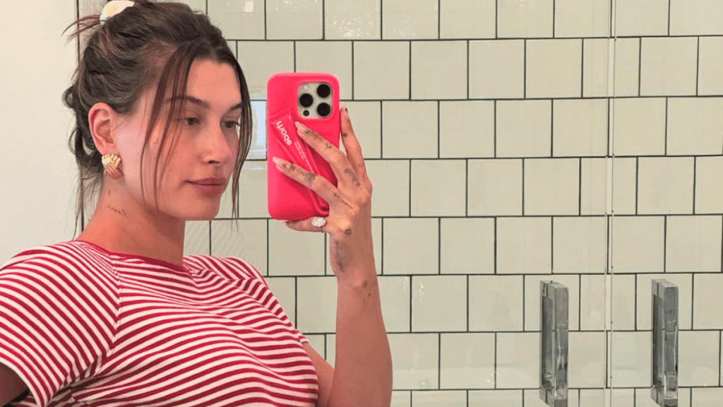 Hailey Bieber