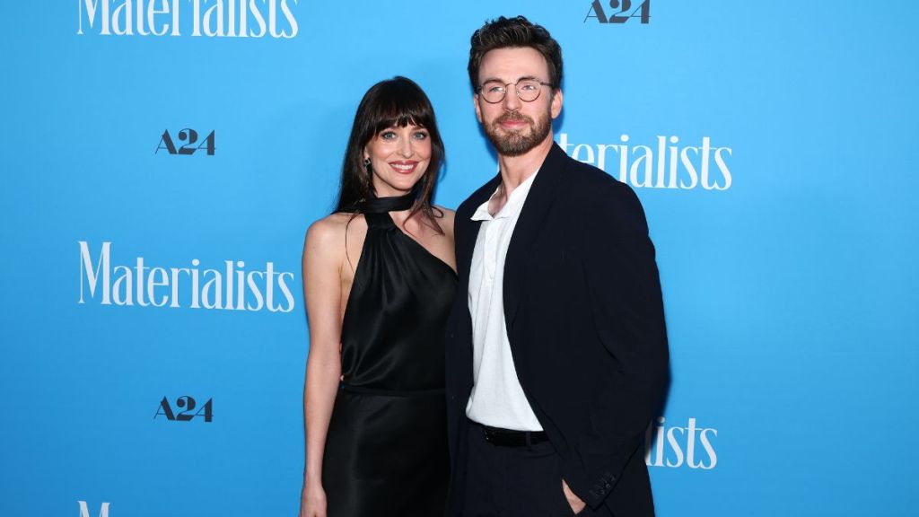 Dakota Johnson dating rule