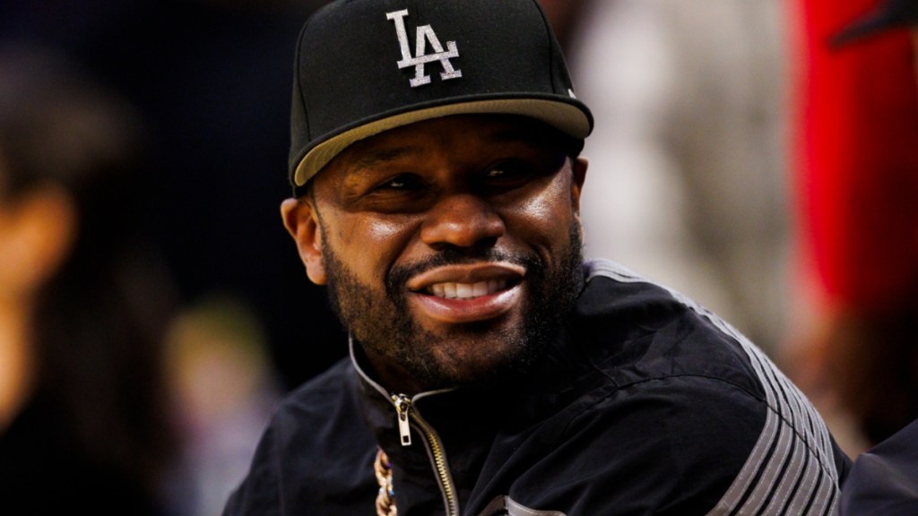 Floyd Mayweather Net Worth 2025: How Much Money Does He Make?