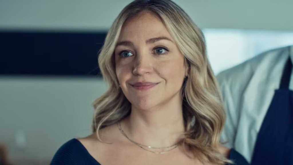 Abby Elliott Net Worth 2025: How Much Money Does the Actor Make?