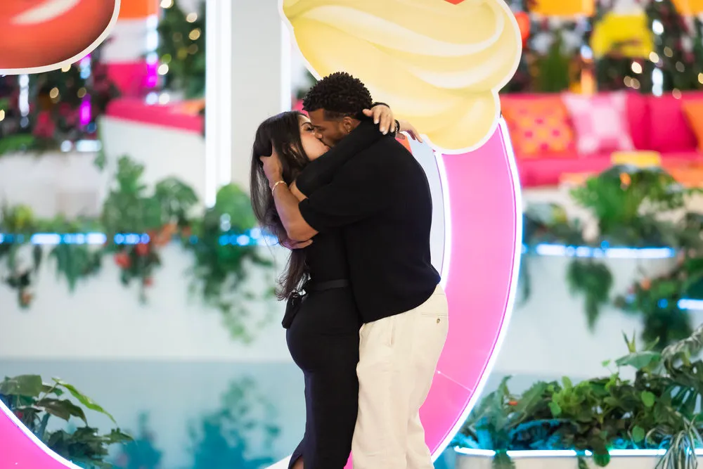 Love Island USA sex