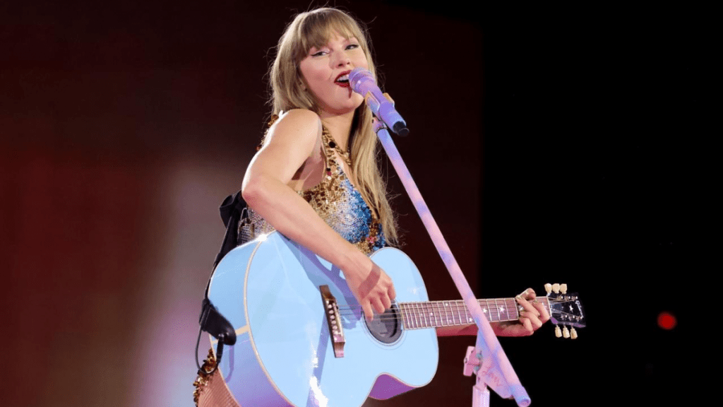 Taylor Swift TEU concert performance