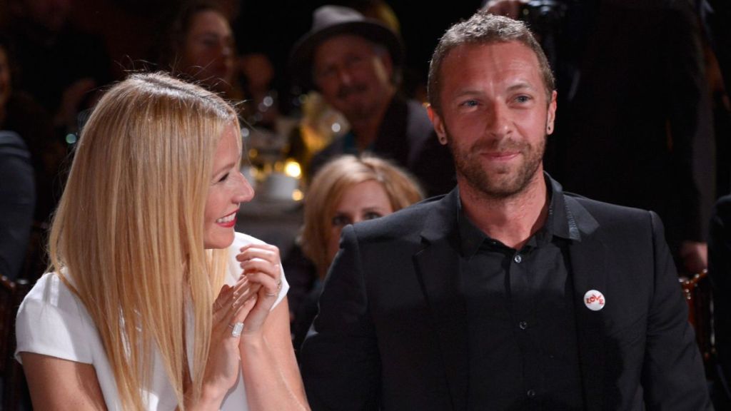 Gwyneth Paltrow and Chris Martin attend the 3rd annual Sean Penn & Friends HELP HAITI HOME Gala benefiting J/P HRO presented by Giorgio Armani at Montage Beverly Hills on January 11, 2014 in Beverly Hills, California.