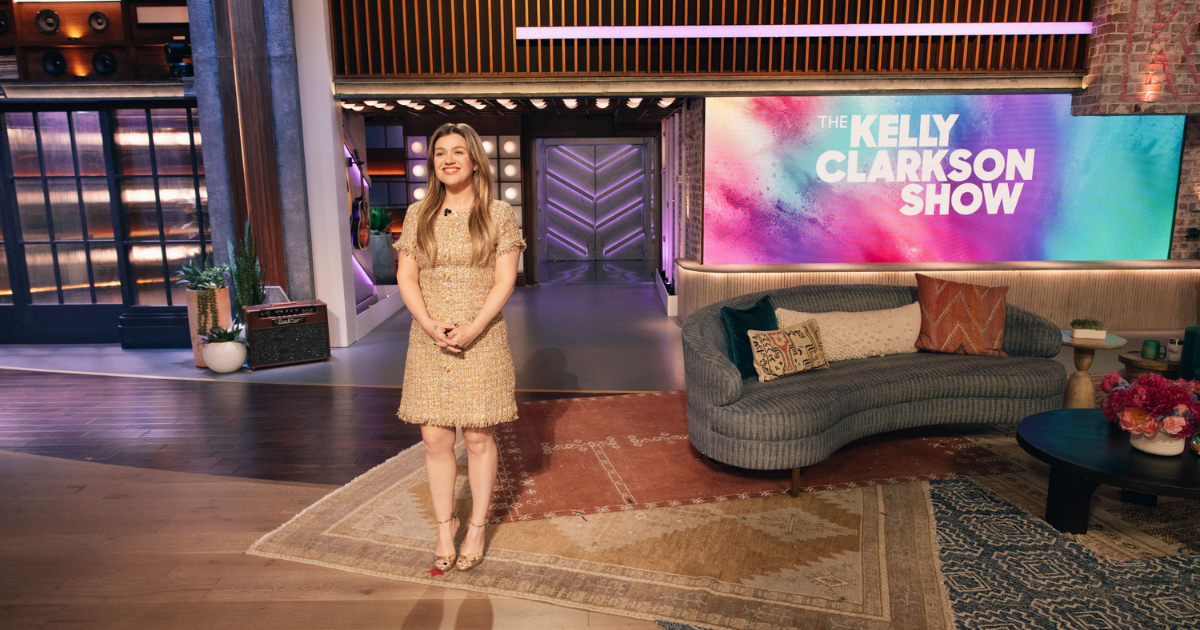 Kelly Clarkson’s ‘Painful’ Experience Might Fastrack Talk Show Exit, ‘Source’ Claims