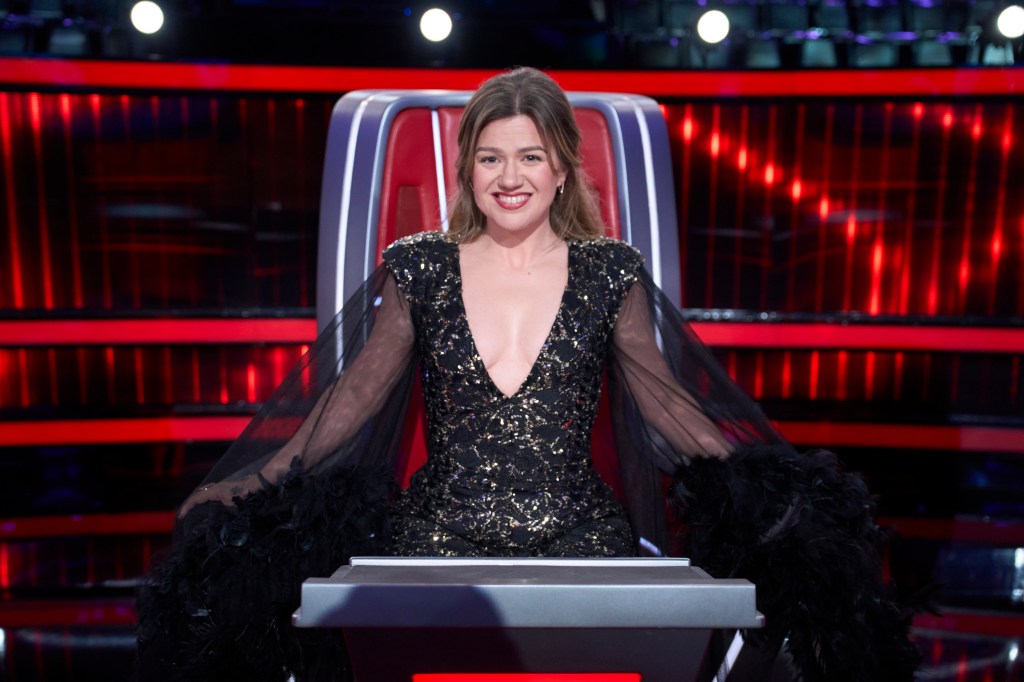 Kelly Clarkson on The Voice