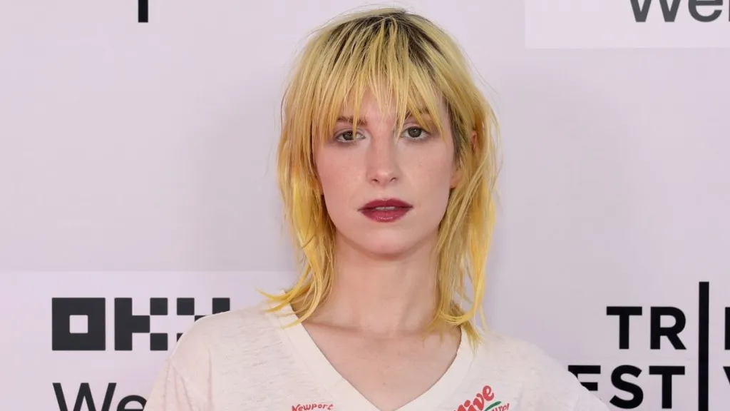 Hayley Williams Net Worth 2025: How Much Money Does She Make?