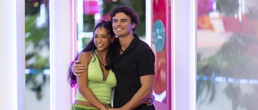 Cierra Ortega and Nic Vansteenberghe