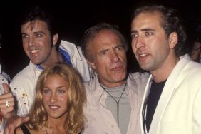 Actress Sarah Jessica Parker, actor James Caan and actor Nicoals Cage attend the "Honeymoon in Vegas" Hollywood Premiere on August 25, 1992 at Mann's Chinese Theatre in Hollywood, California