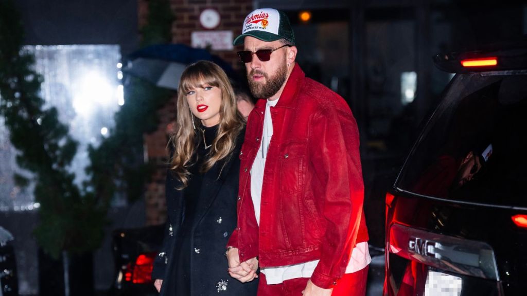 Taylor Swift (L) and Travis Kelce are seen in the Meatpacking District on December 28, 2024 in New York City.