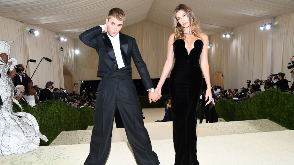 Justin Bieber and Hailey Bieber attend The 2021 Met Gala Celebrating In America: A Lexicon Of Fashion at Metropolitan Museum of Art on September 13, 2021 in New York City.