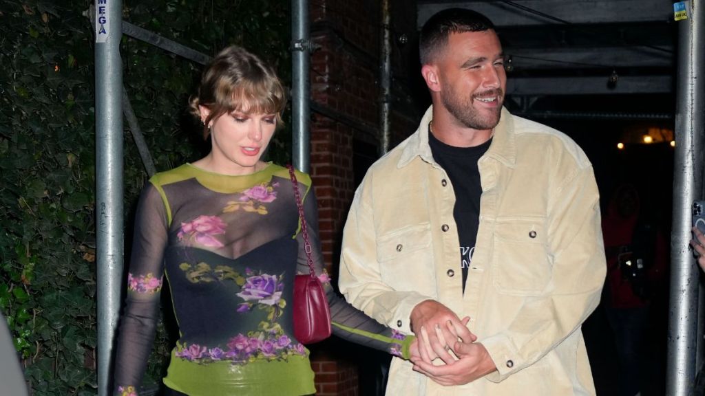 Taylor Swift and Travis Kelce have dinner at Waverly Inn on October 15, 2023 in New York City