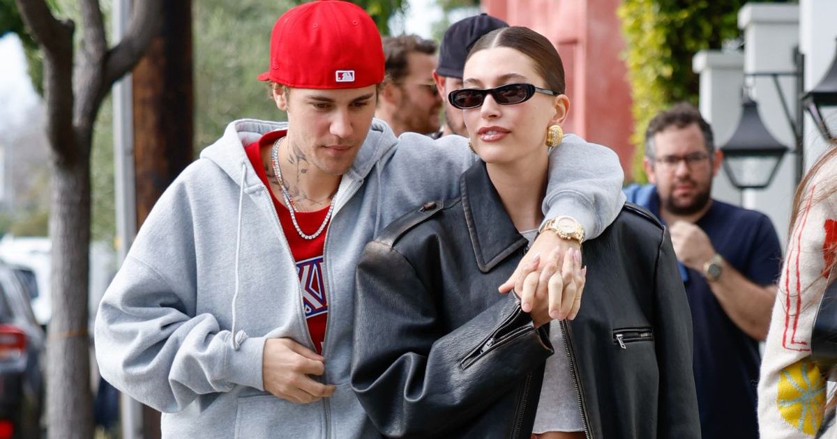 Hailey & Justin Bieber on PDA-Filled Spain Trip Amid Divorce Rumors