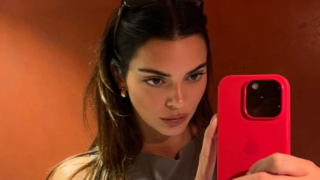 Kendall Jenner bikini sunbathing photo