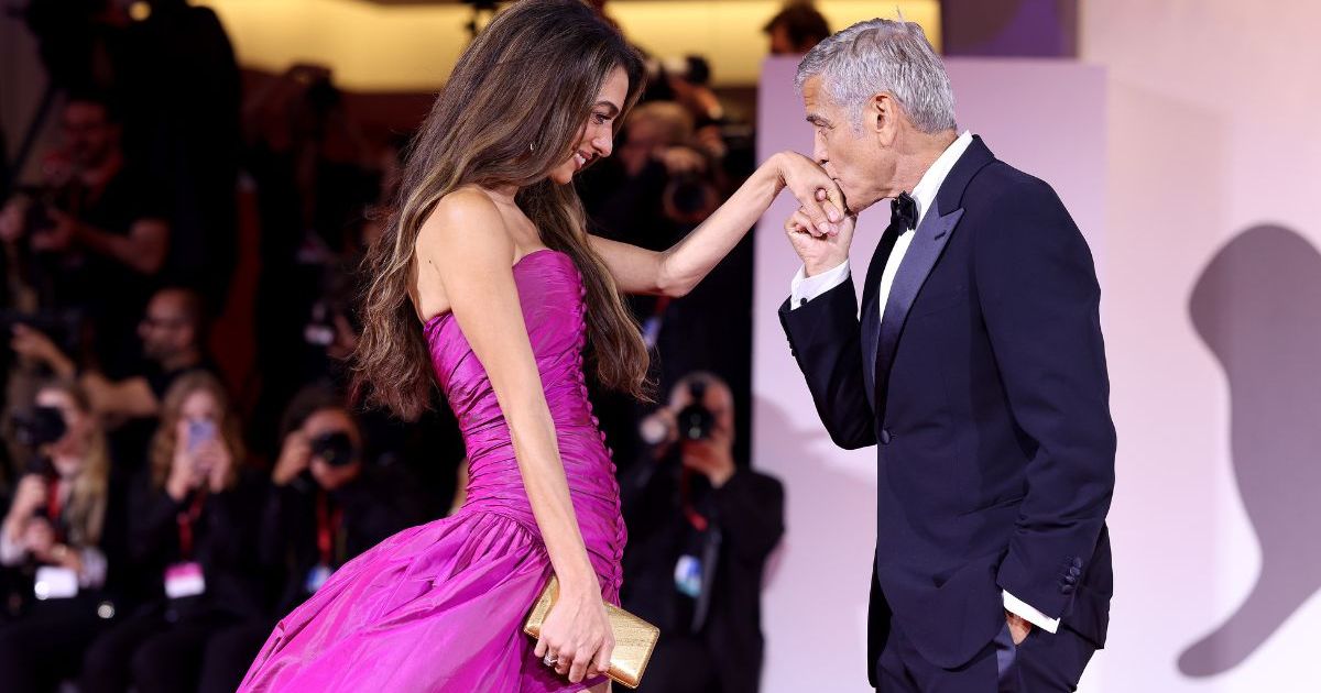 Amal & George Clooney End Marriage Crisis Rumors With PDA-Filled Venice Photos