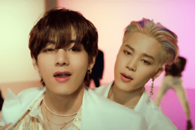 BTS Jimin V shirtless