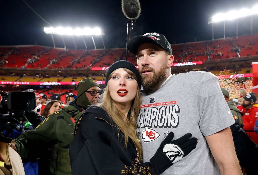 Taylor Swift and Travis Kelce are engaged
