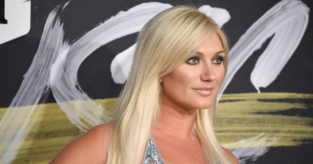 Brooke Hogan Met With Police After Viewing Dad Hulk's Body