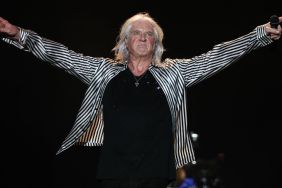 Joe Elliott Net Worth 2025: How Much Money Does He Make?