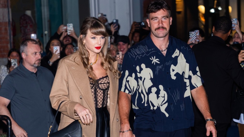 Travis Kelce Reacts As Girlfriend Taylor Swift Announces New Album