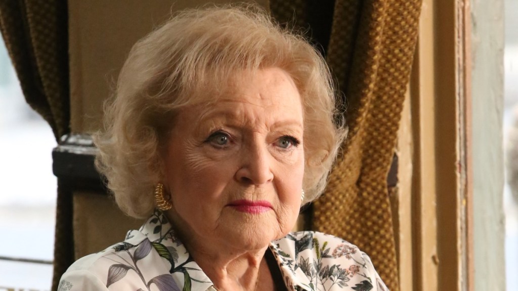Internet Reacts to Betty White Wanting to 'F---' This TV Actor