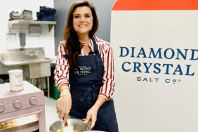 Tiffani Thiessen Goes Topless & Enjoys a Carrot Cake in New Video