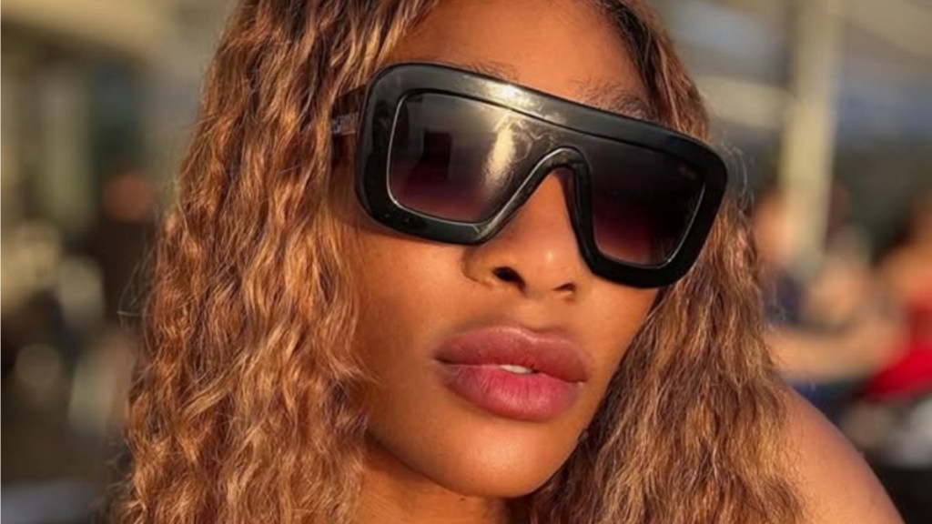Serena Williams Posts Bikini Pictures After Weightloss