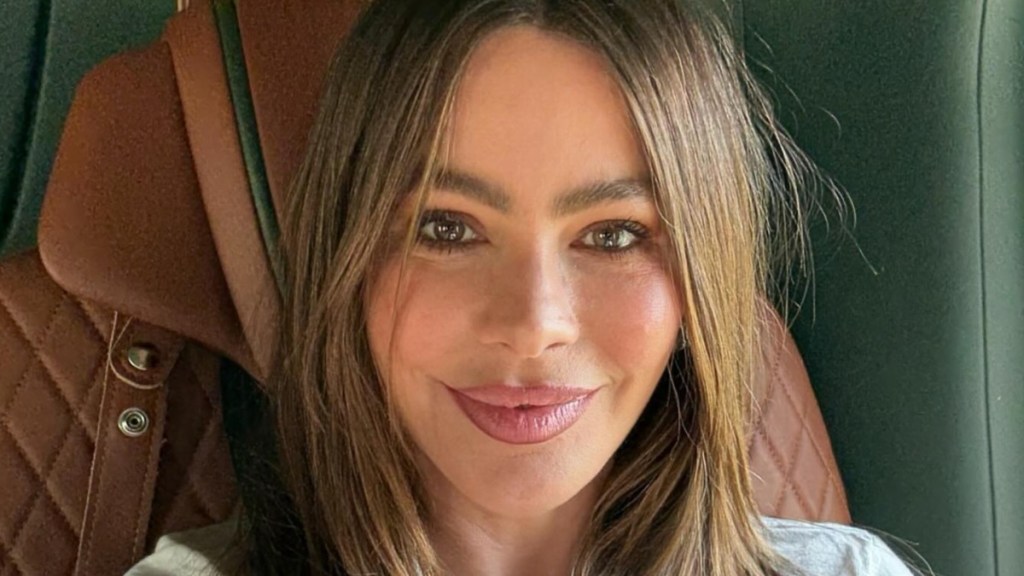 Sofia Vergara Shows off Her Curves in New Sultry Video