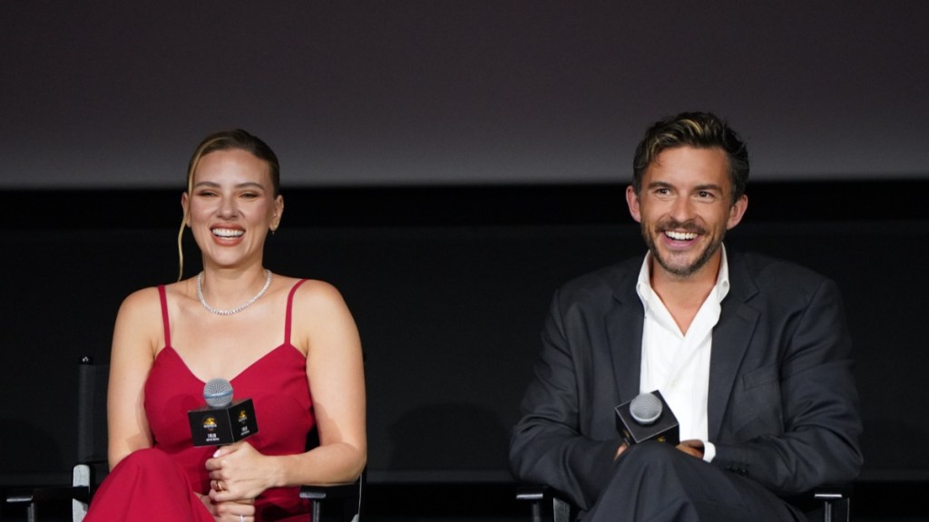 Jonathan Bailey Shares Passionate Moment With Scarlett Johansson