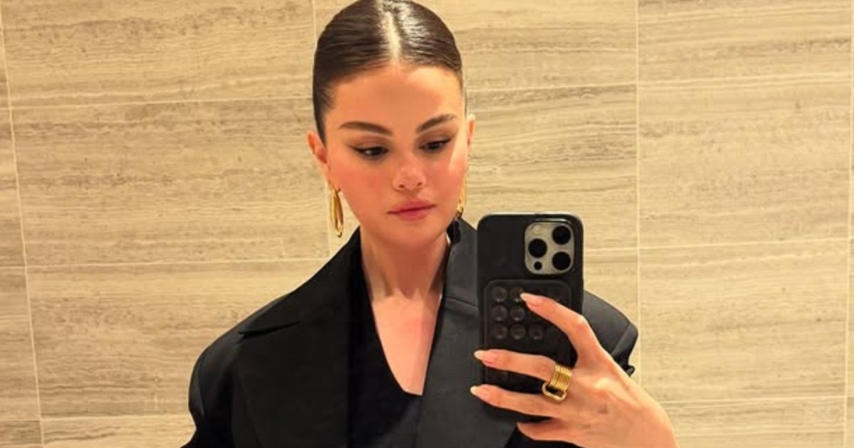 Selena Gomez Gives a Glimpse of Her Bachelorette Trip in New Post