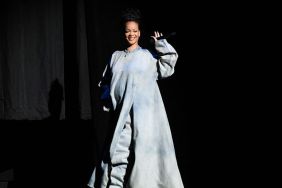 Rihanna maternity photos