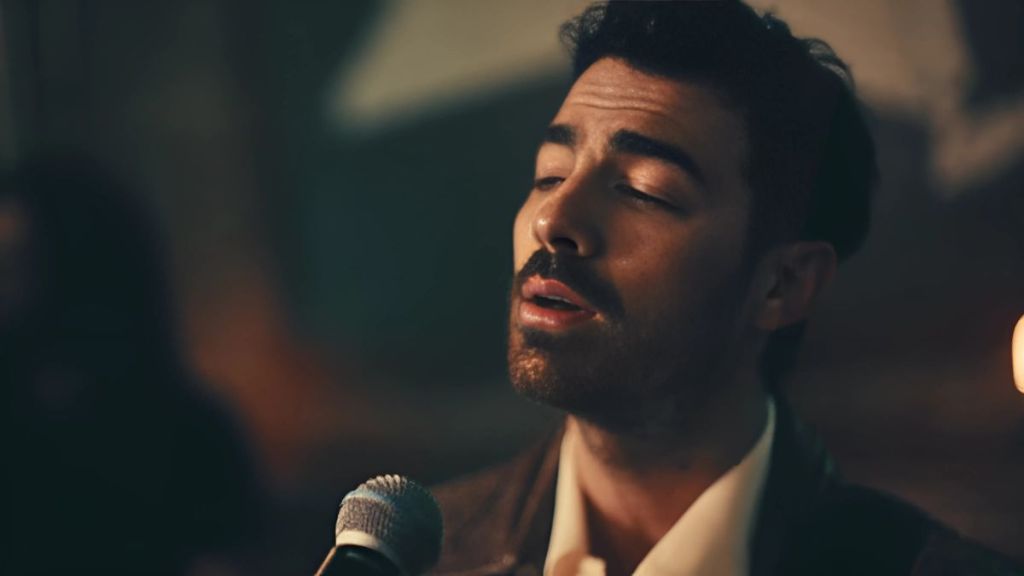 Joe Jonas Makes Embarrassing Sex Confession That Has Fans Talking