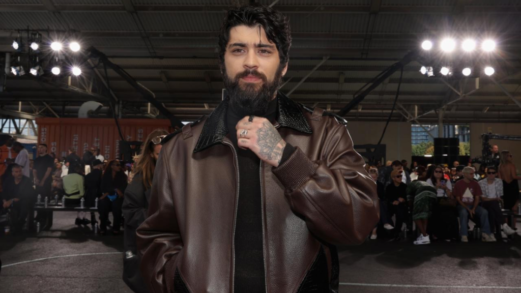 One Direction star Zayn Malik fan