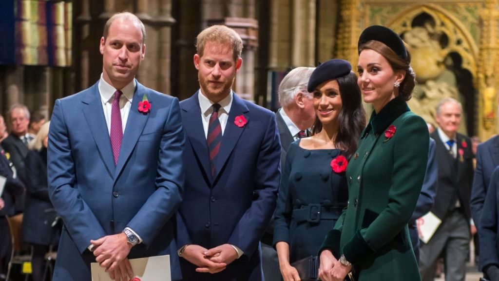 Prince William, Duke of Cambridge and Catherine, Duchess of Cambridge, Prince Harry, Duke of Sussex and Meghan, Duchess of Sussex attend a service marking the centenary of WW1 armistice at Westminster Abbey on November 11, 2018 in London, England.
