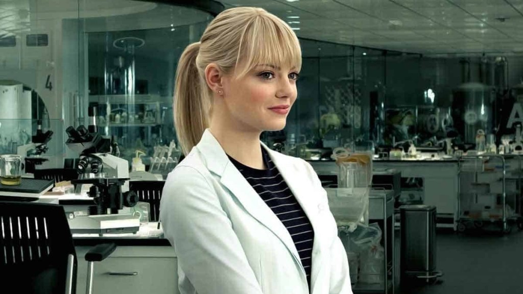 Emma Stone Reveals She's 'Bald' & Wears Wig to Hide It