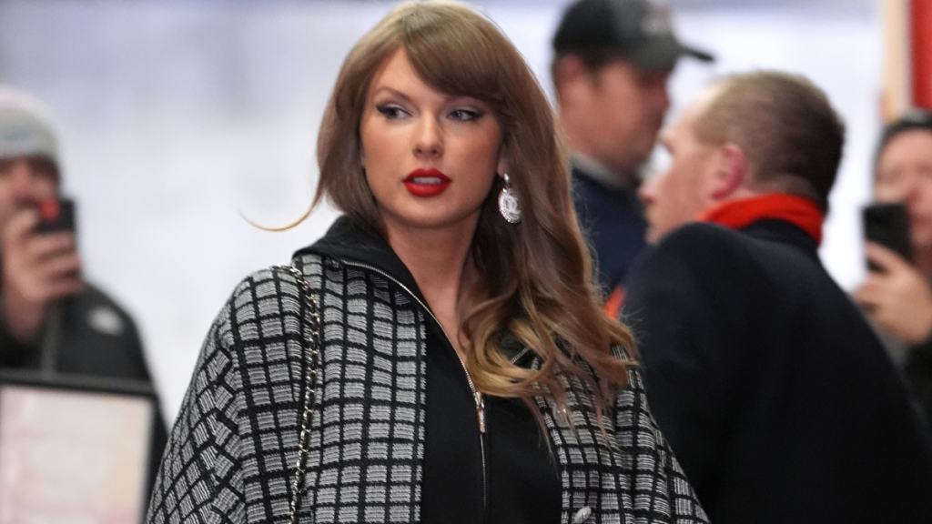 Taylor Swift Travis Kelce Chiefs game Selena Gomez wedding