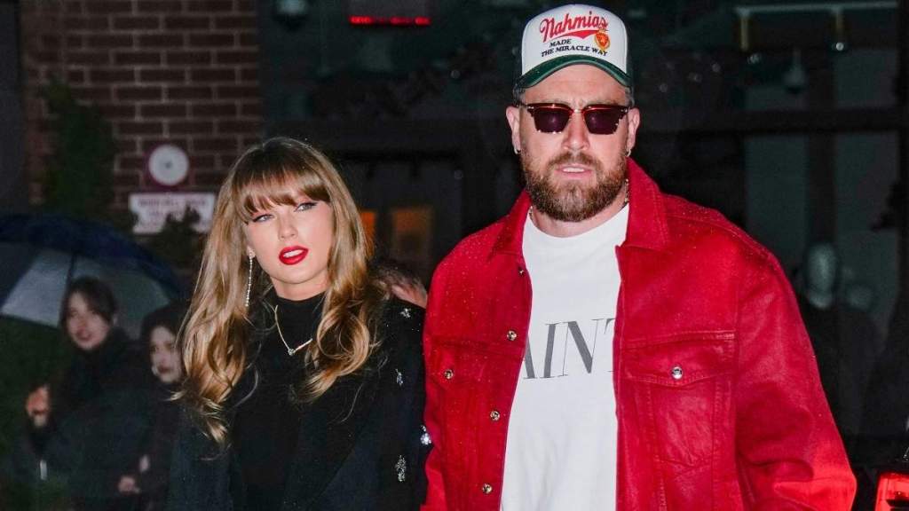 Travis Kelce's Outburst on Field Has Fans Questioning Taylor Swift Relationship