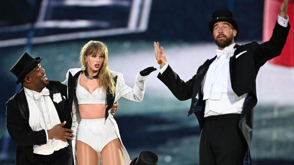 Taylor Swift Hiding at Travis Kelce's Home Game Is Part of a Bigger Plan, Says Source