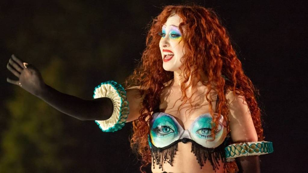 Chappell Roan’s Onstage Thong Mishap Catches Her by Surprise Mid-Set