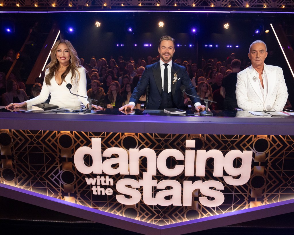 DWTS judges desk