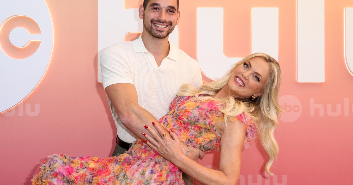 Elaine Hendrix Promises 'Phenomenal' First DWTS Dance With Alan Bersten