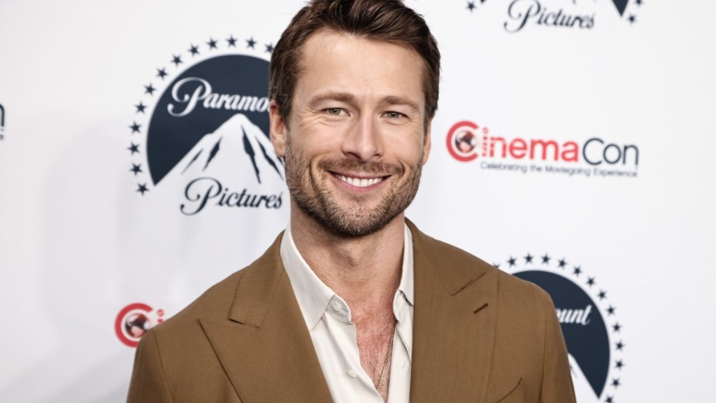 Glen Powell’s Leg Muscles Are Huge, But Fake, in New Photoshoot