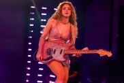 Shakira’s Cropped Top Look Highlights Her Toned Figure