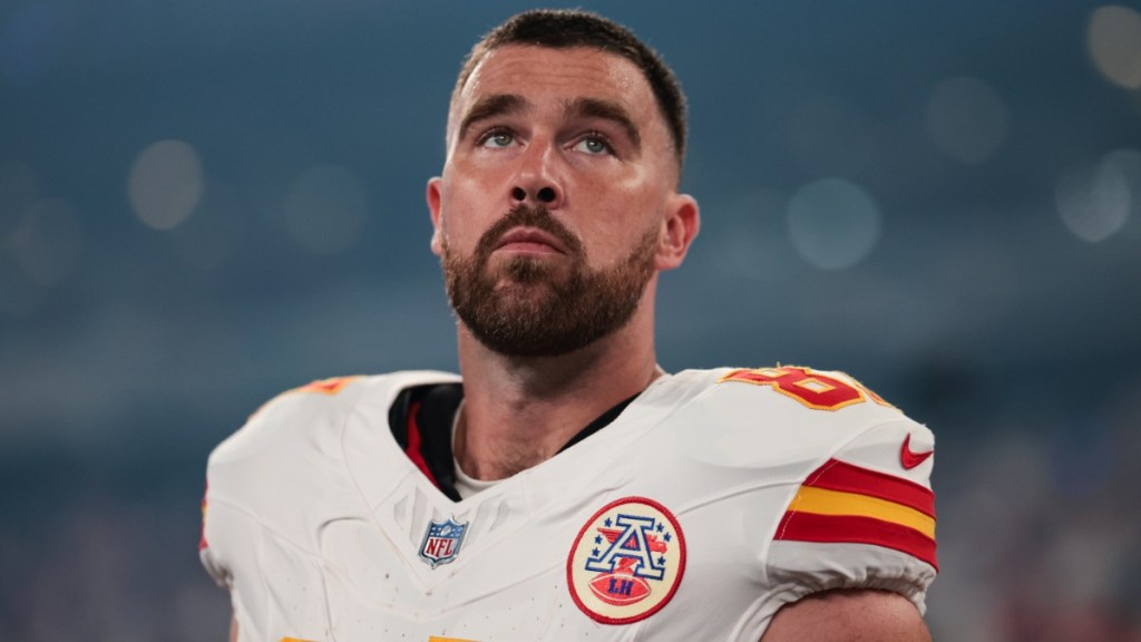Travis Kelce & DeAndre Hopkins Share a Moment Post-Game & Fans Can't Get Enough