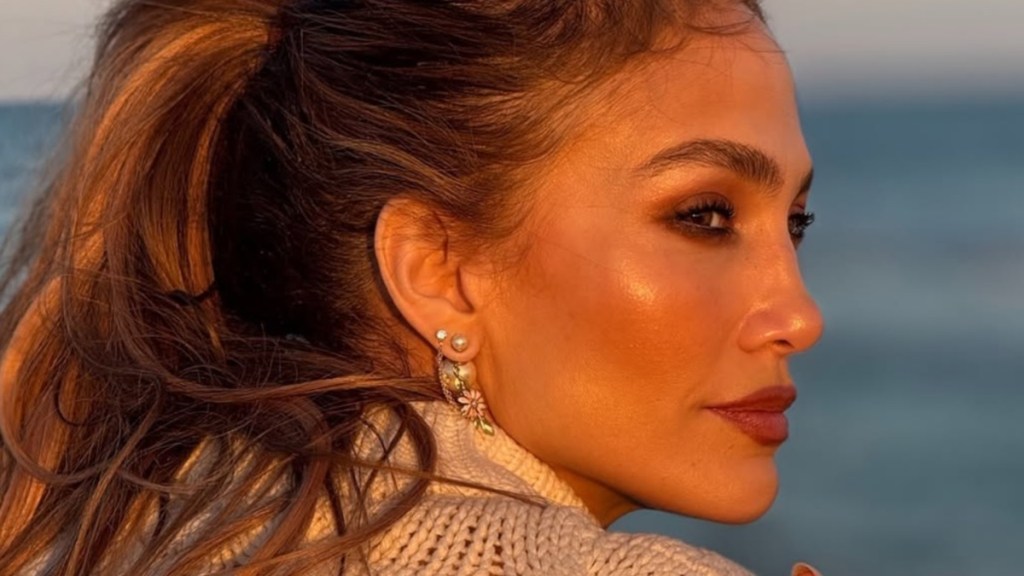 Fans React to Jennifer Lopez in Knit Sweater & Mini-Skirt: ‘Her Beauty Is From Other World'