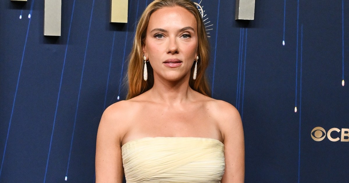 Scarlett Johansson Turns Head in Strapless Butter-Yellow Gown at Emmys 2025