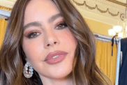 Sofia Vergara daring fit