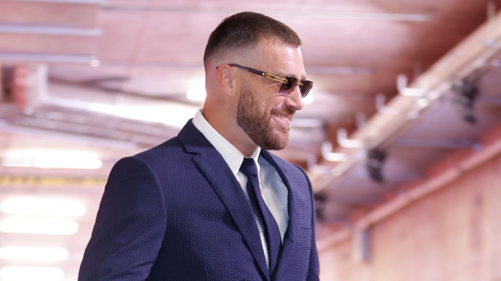 Fans Ask ‘Where Are Travis Kelce’s Pants?’ in New Taylor Swift Photo