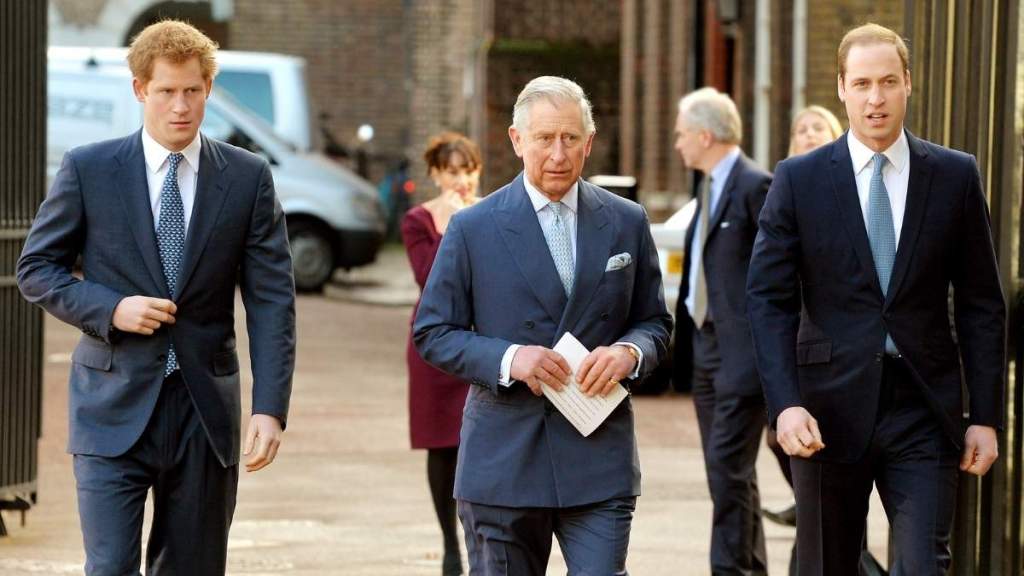 King Charles ‘Risks Alienating’ Prince William if He Reunites With Prince Harry, Royal Expert Claims