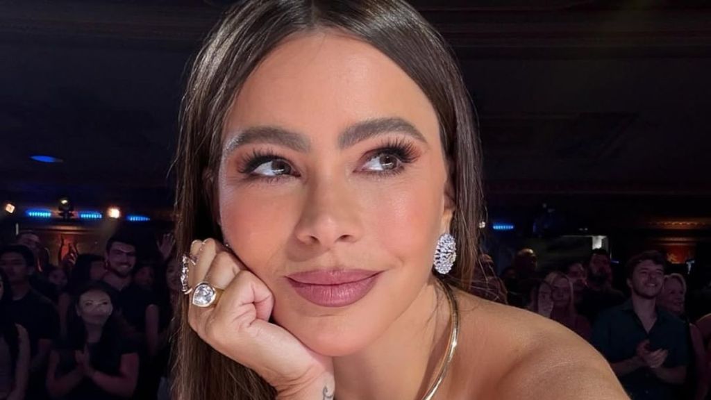 Sofia Vergara Flaunts Her Curves in Racy Deep Neckline Outfit