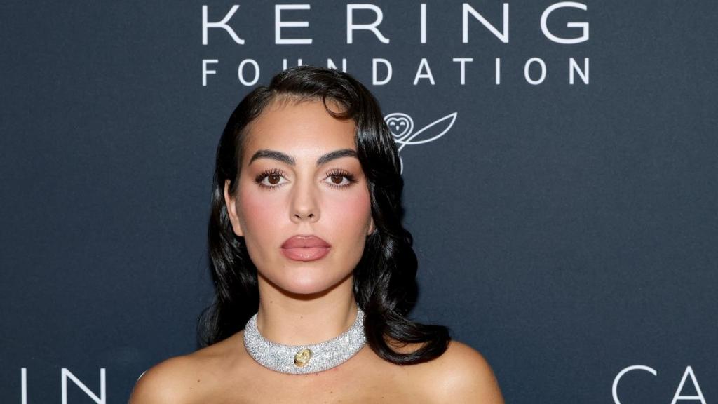 Georgina Rodriguez & Lauren Sanchez Bezos Pose Together in Daring Neckline Dresses